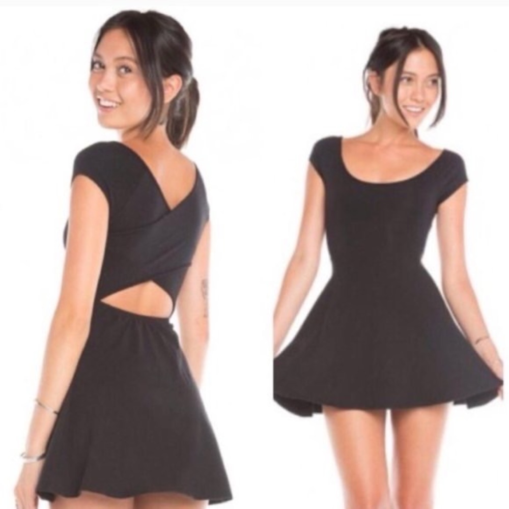 EXTREMELY RARE BRANDY MELVILLE DRESS